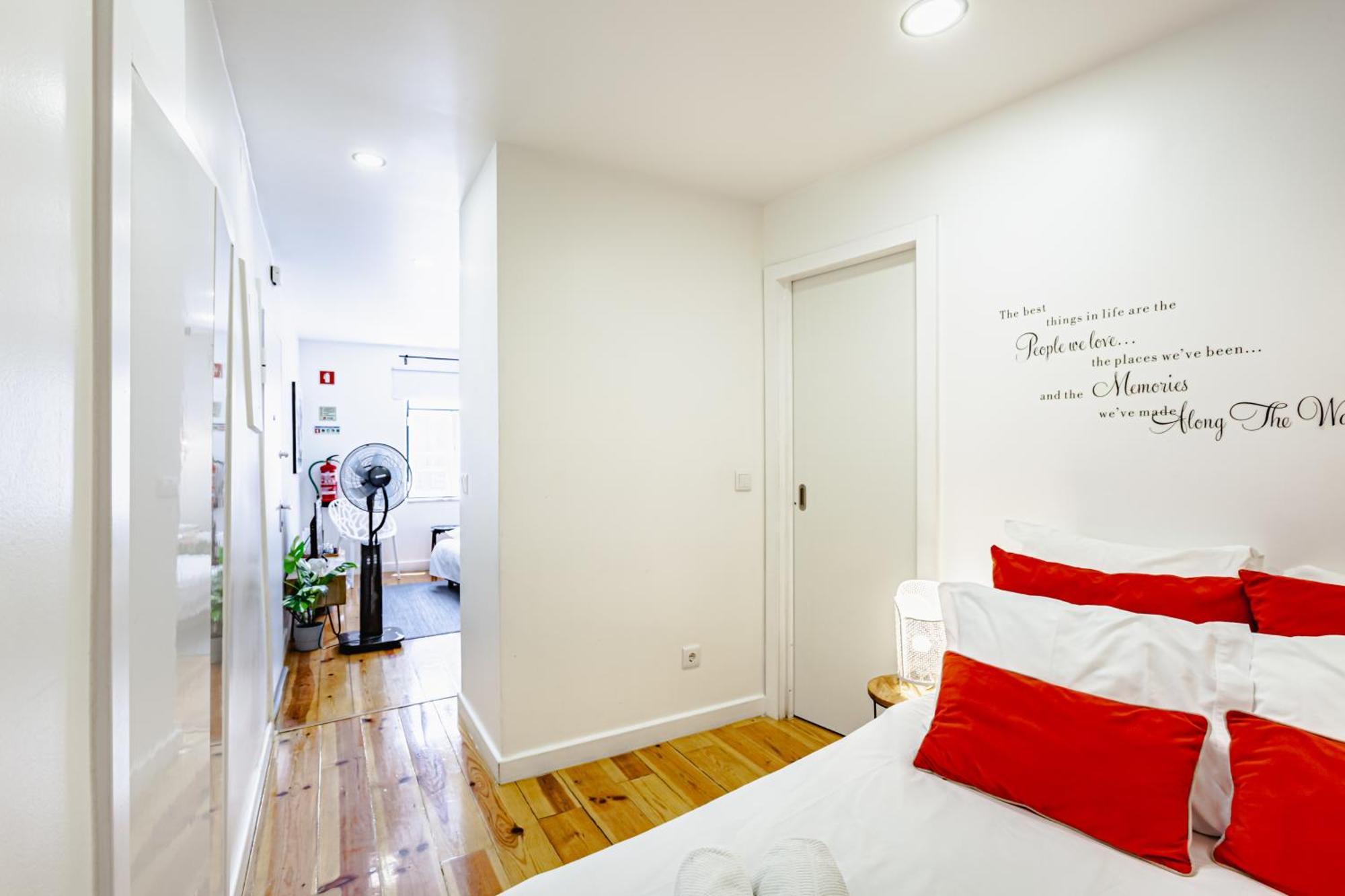 Visit Lisbon4Fun - Alfama Apartment Exterior photo